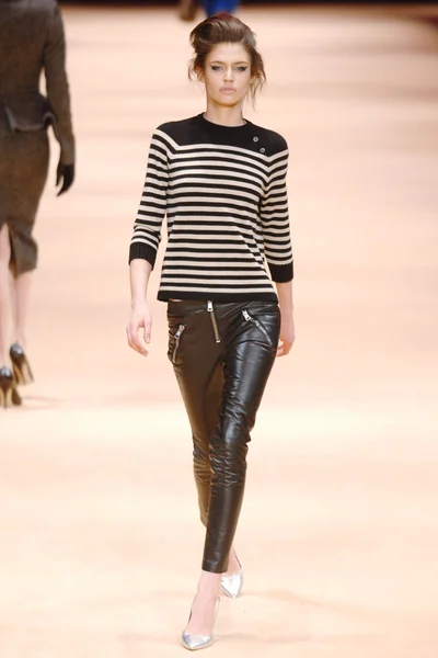 Look 6